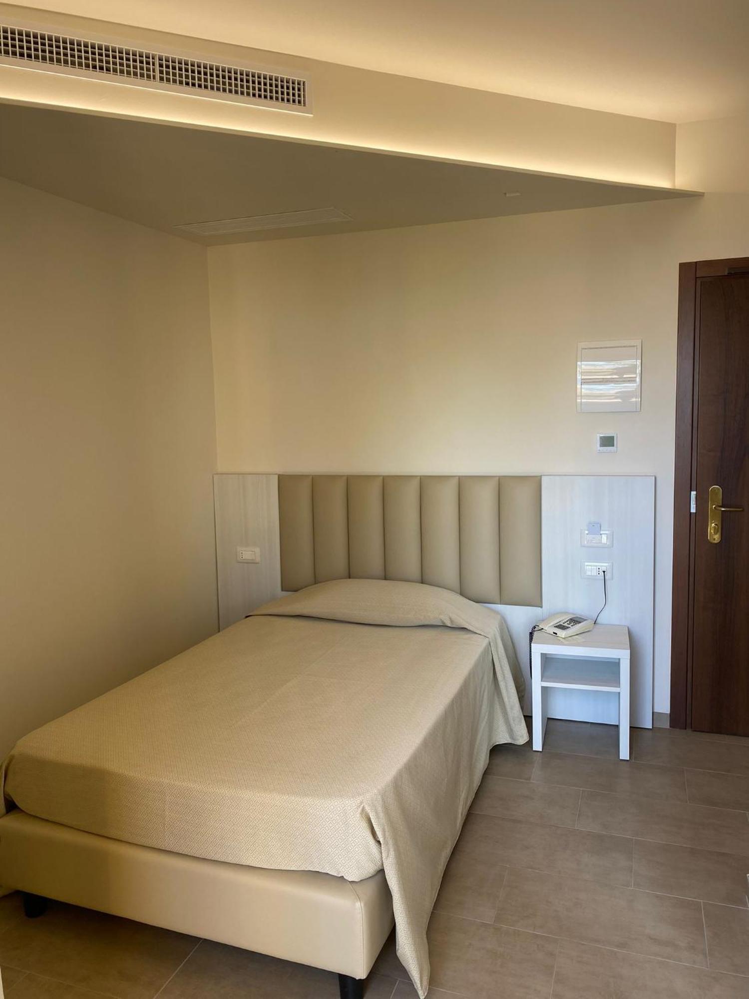 Hotel Vittoria Vasto Esterno foto