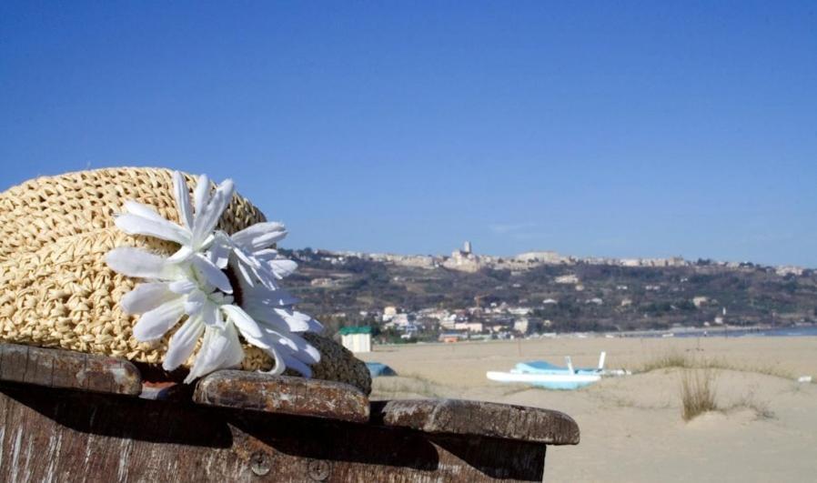 Hotel Vittoria Vasto Esterno foto